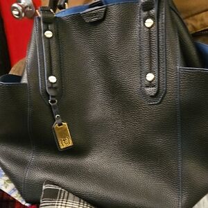 Tutllo Black Leather Tote Bag